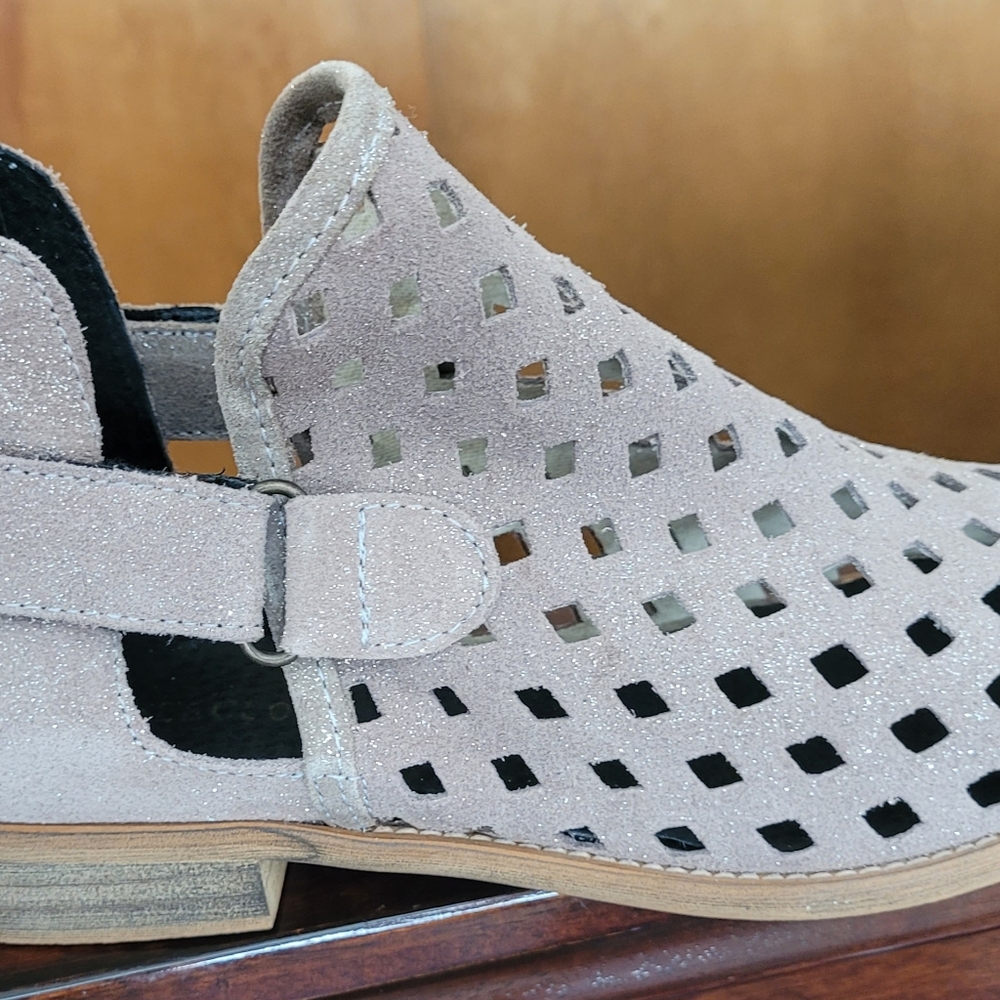 Womens Sparkley Casual Fun Bootie